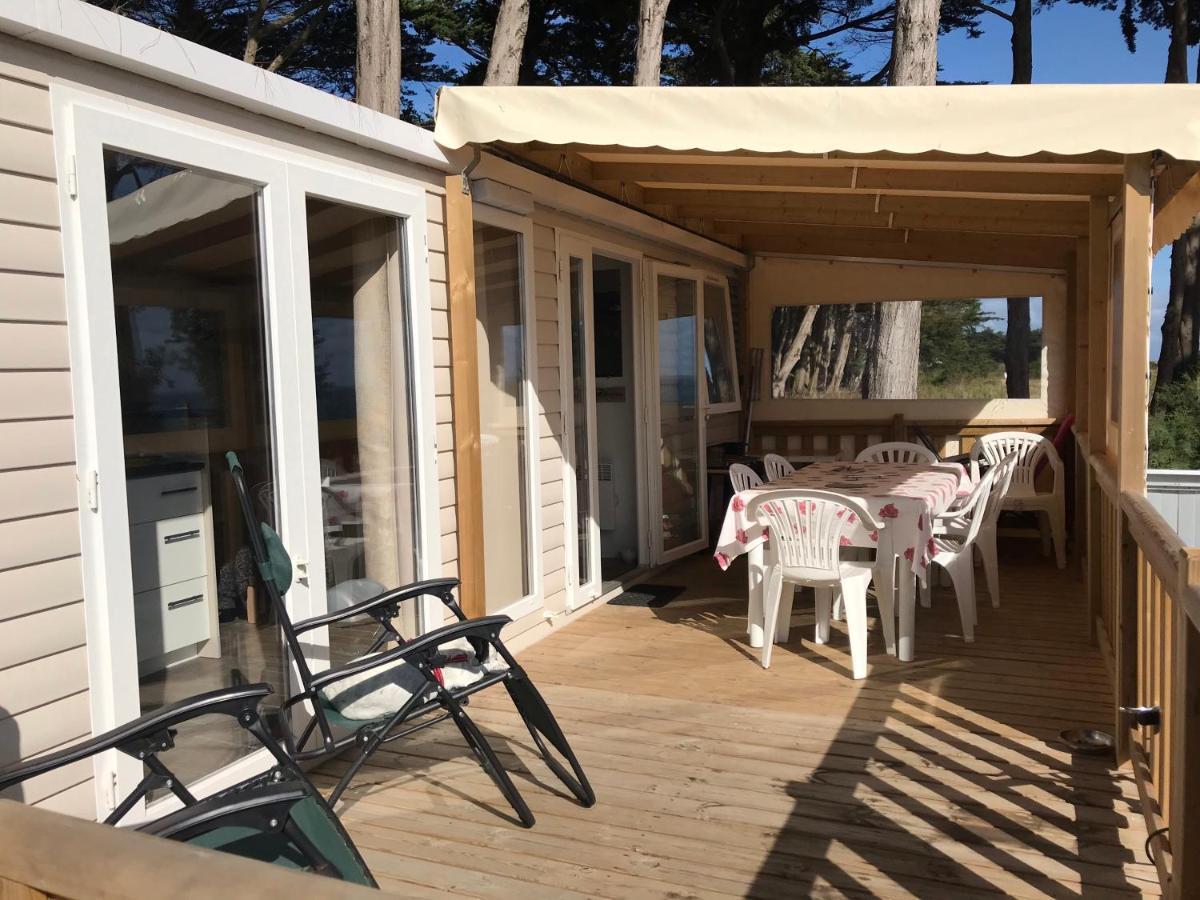 Mobilhomes Conguel - Bord De Camping *