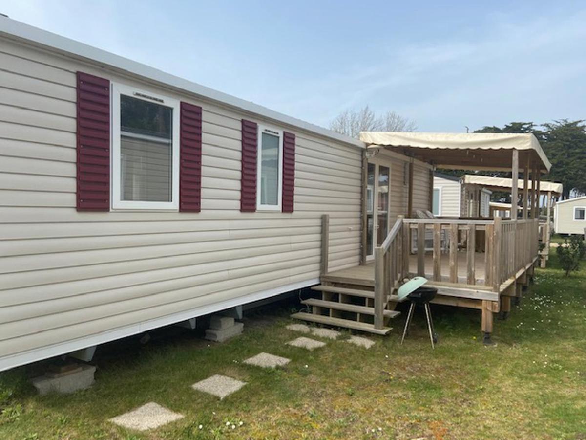 Mobilhomes Conguel - Bord De Camping *