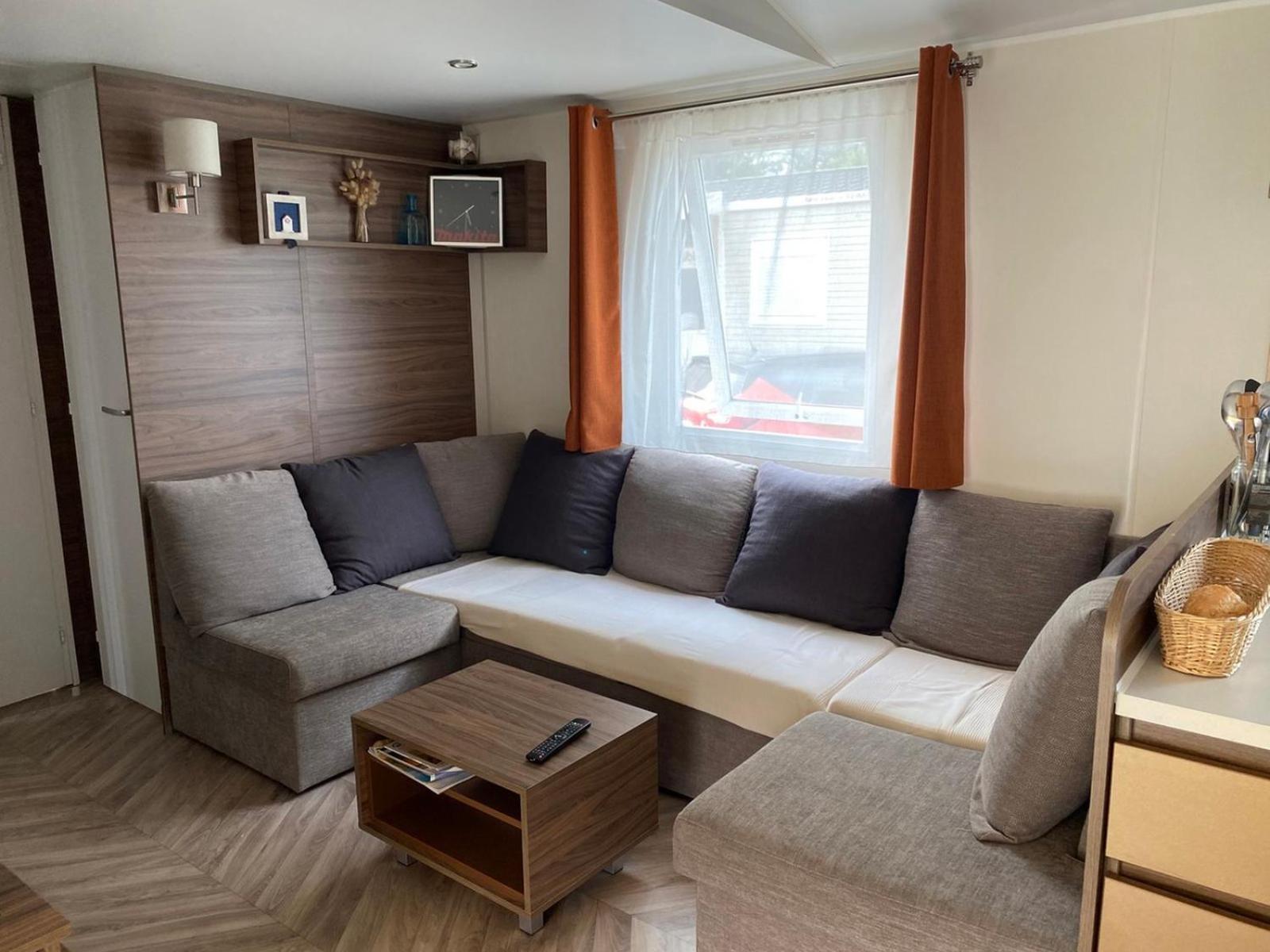 Campingplatz Mobilhomes Conguel - Bord De