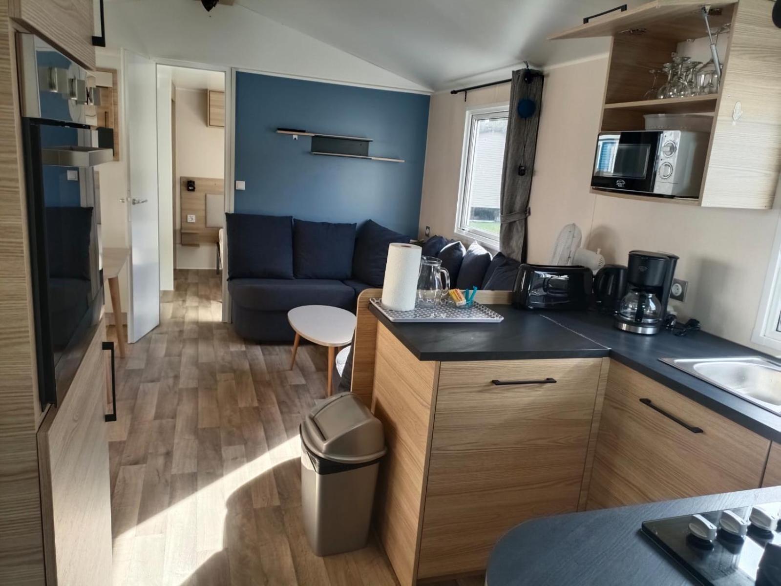 Mobilhomes Conguel - Bord De Camping *