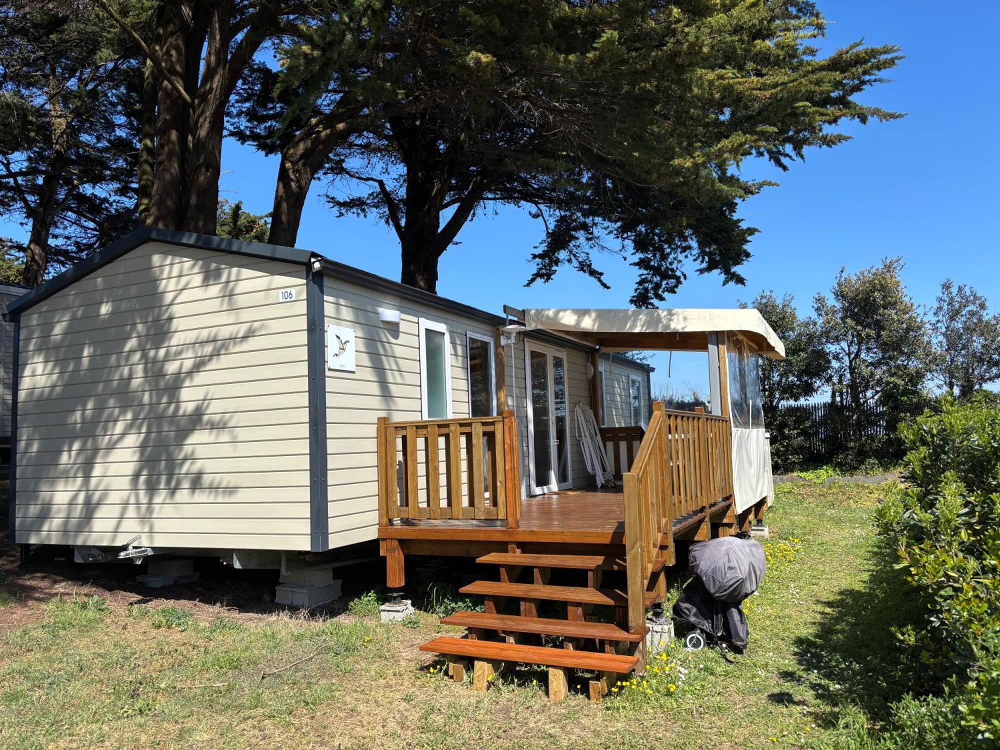 Mobilhomes Conguel - Bord De Campingplatz *