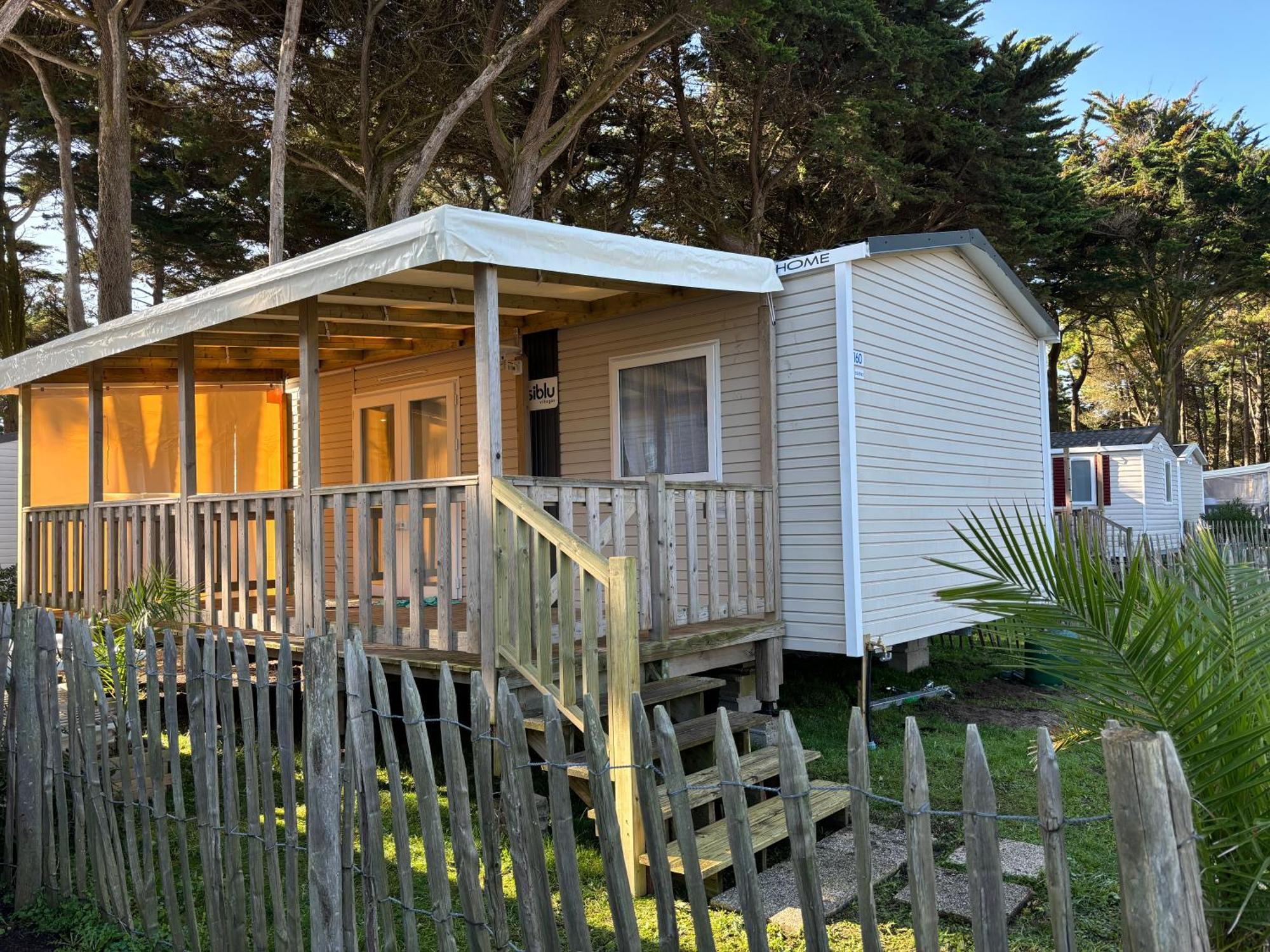 Campingplatz Mobilhomes Conguel - Bord De